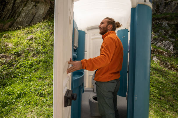 Best Luxury portable toilet rental  in Haskins, OH